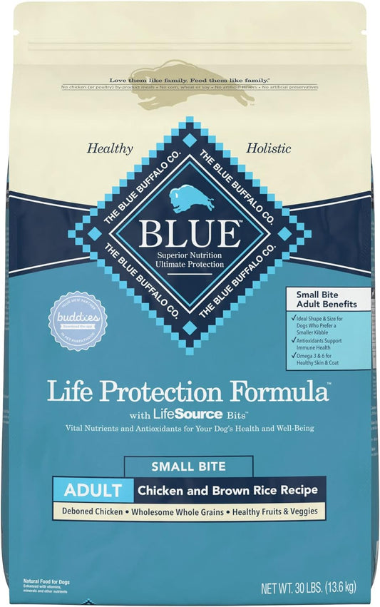 Blue Buffalo Life Protection Formula Natural Adult Small Bite Dry Dog Food, Chicken and Brown Rice 30-lb ThEverest